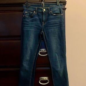 7 For All Mankind Gwenevere Skinny Jeans size 25